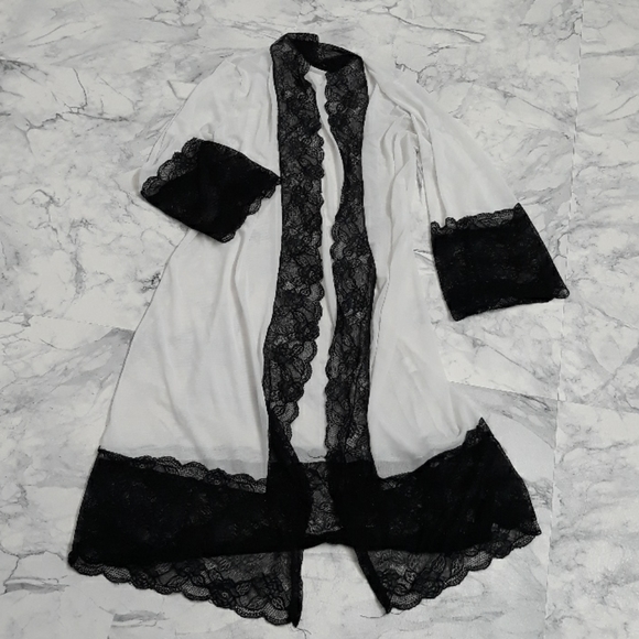 unknown Other - Sexy sheer mesh and lace elegant midi robe